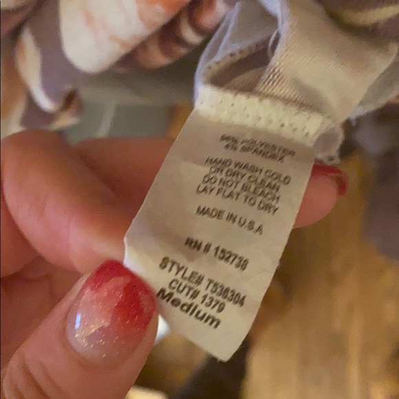 Floral over the shoulder sweater - Picture 3 of 6